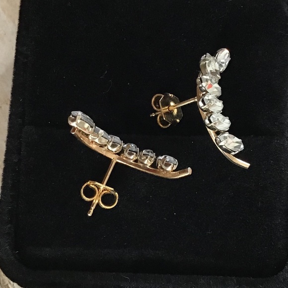 Elegant Pierced Earrings Vintage Gold Tone & Rhinestone - Picture 10 of 16